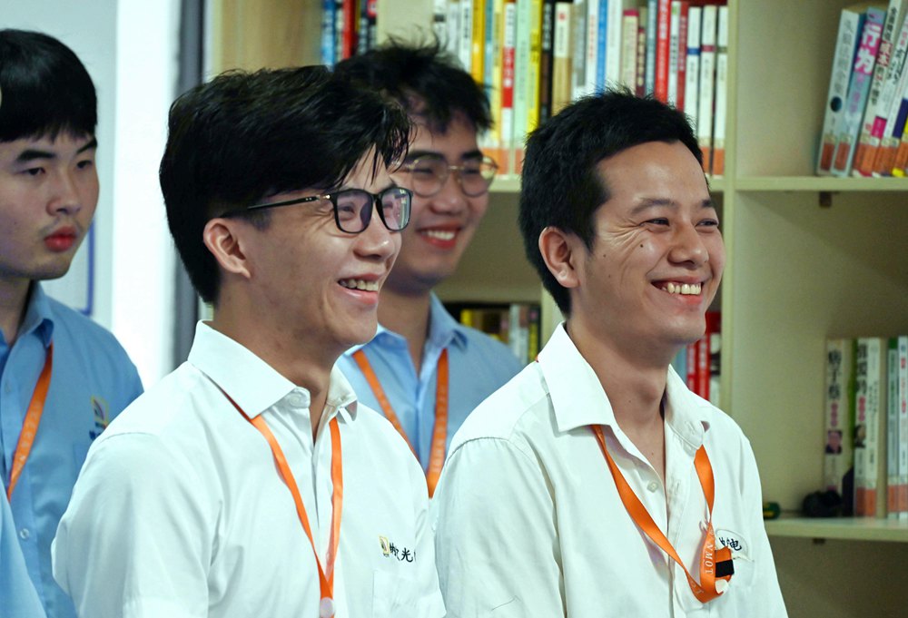 納宏光電員工互動環節