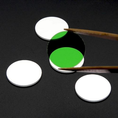 帶通濾光片實拍視頻——濾光片生產廠家直銷